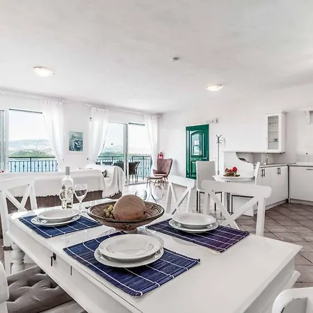 Villa Elia